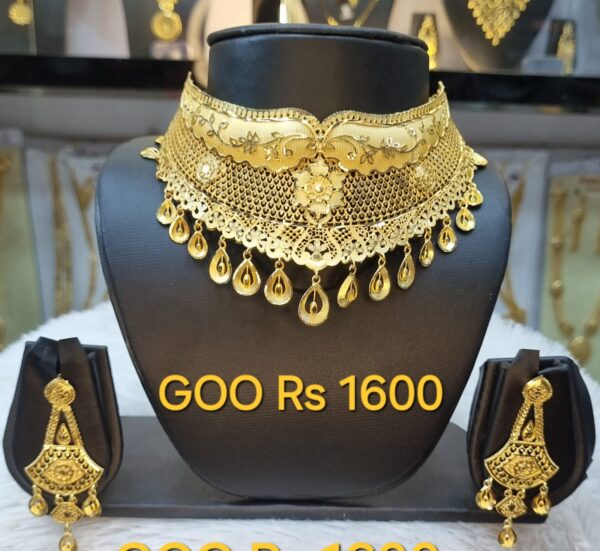 1 Gram Gold Plated Jhumar Style Choker Set