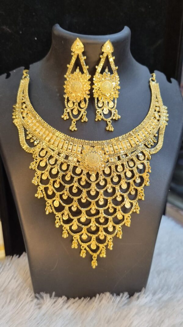 1 Gram Gold Plated Indian Short Necklace