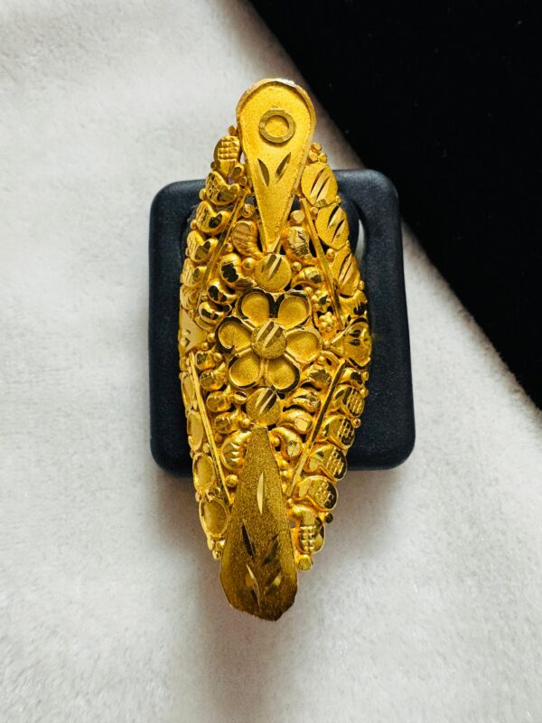Ring Design 10