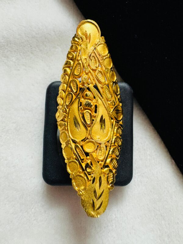 Ring Design 14