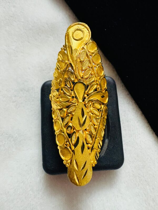Ring Design 18