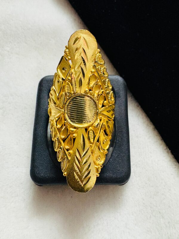 Ring Design 20