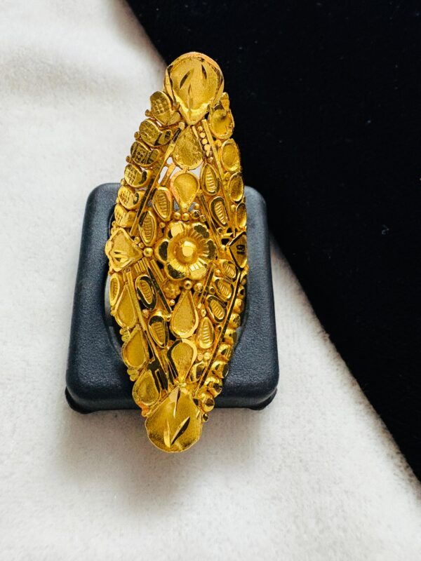 Ring Design 22