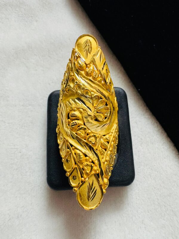 Ring Design 6